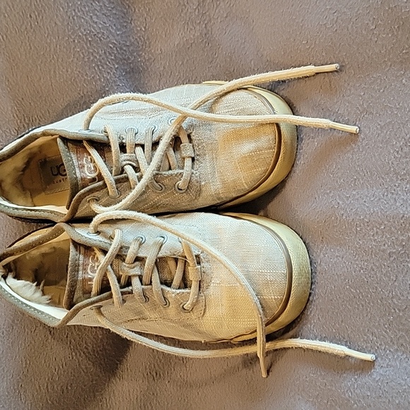 Ugg size 6.5 sneakers Loafer casual shoes tan women's brown lot of Two - Picture 8 of 11